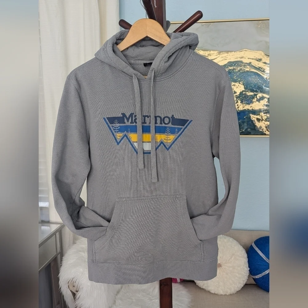Marmot  Hooded  Pullover Sweatshirt Man's Size M